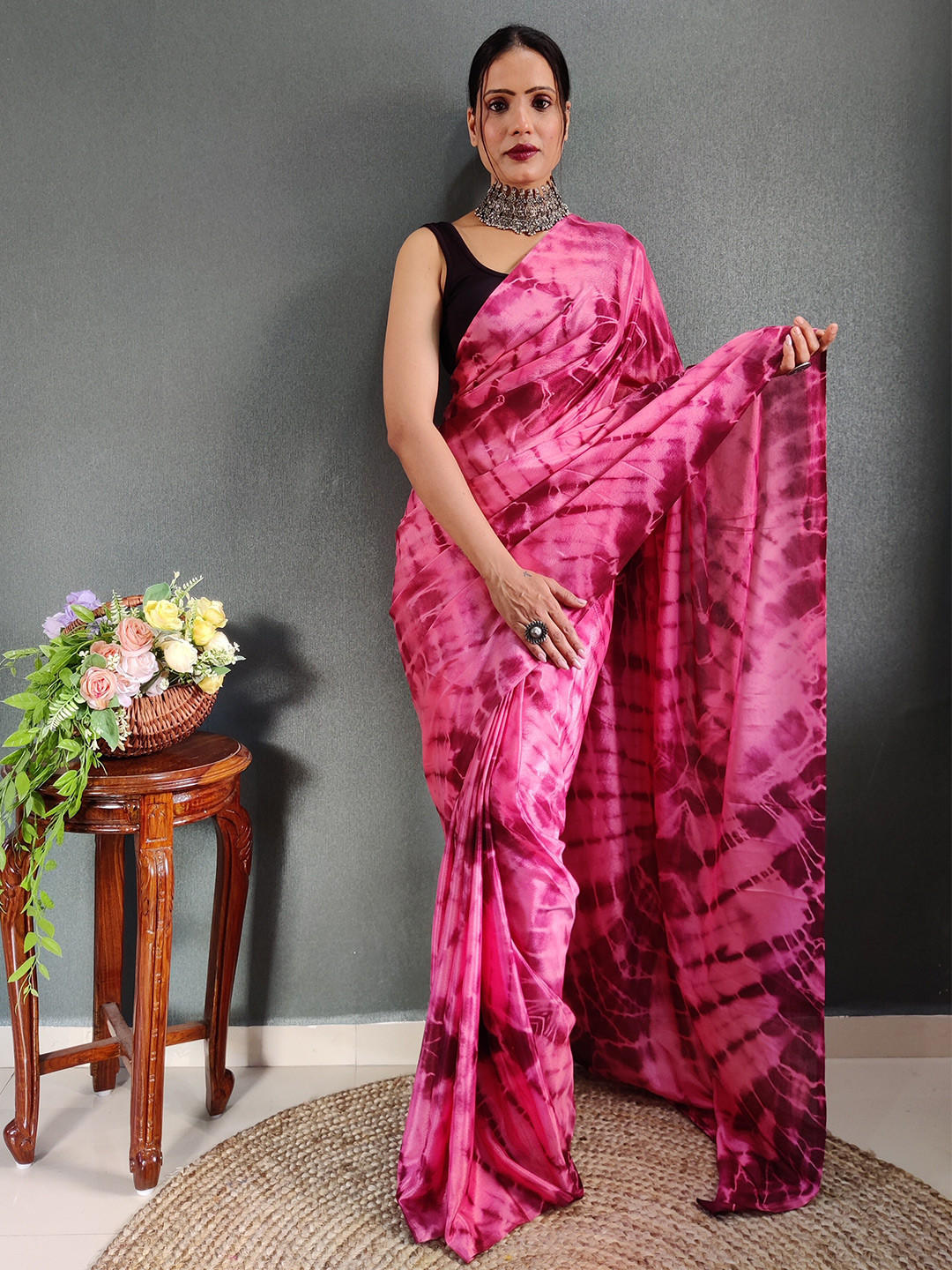 

AWRIYA Tie and Dye Pure Chiffon Saree, Pink