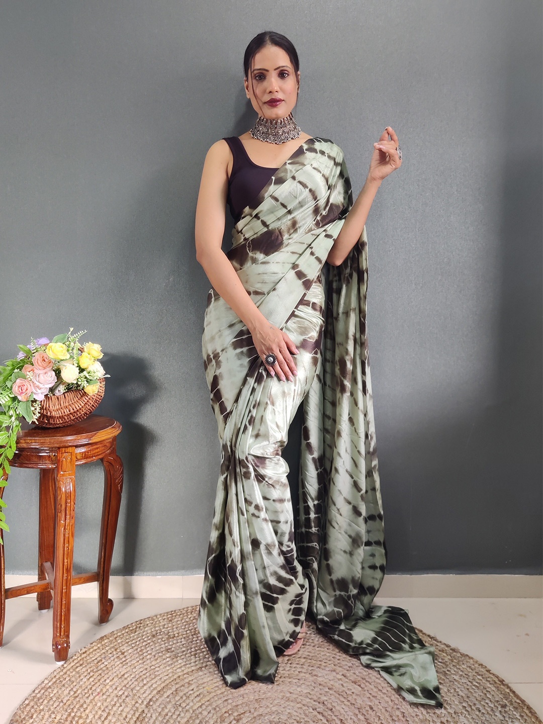 AWRIYA Tie and Dye Pure Chiffon Saree, Grey