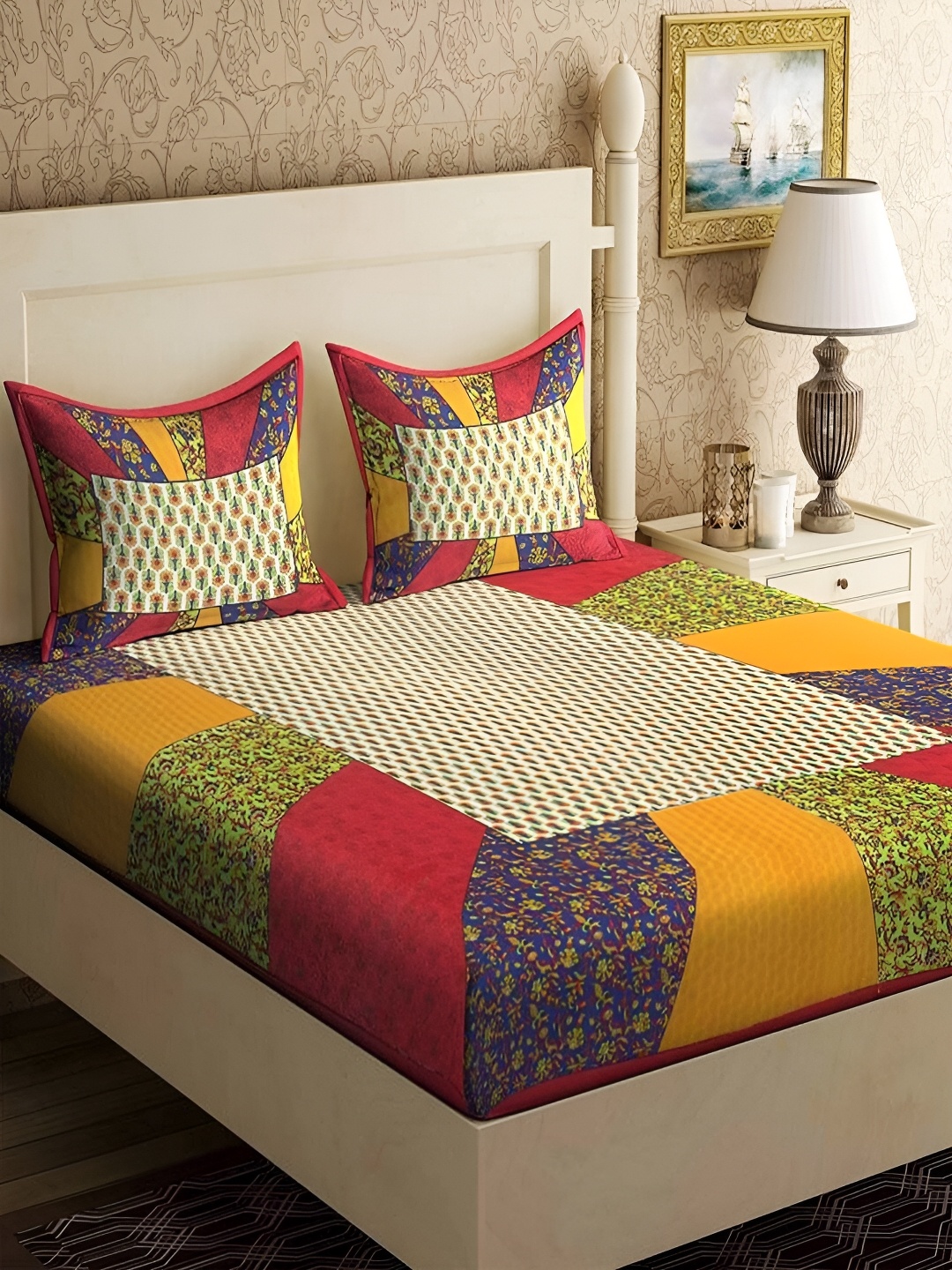 

Aura White & Green Floral Cotton 120 TC Queen Double Bedsheet With 2 Pillow Covers