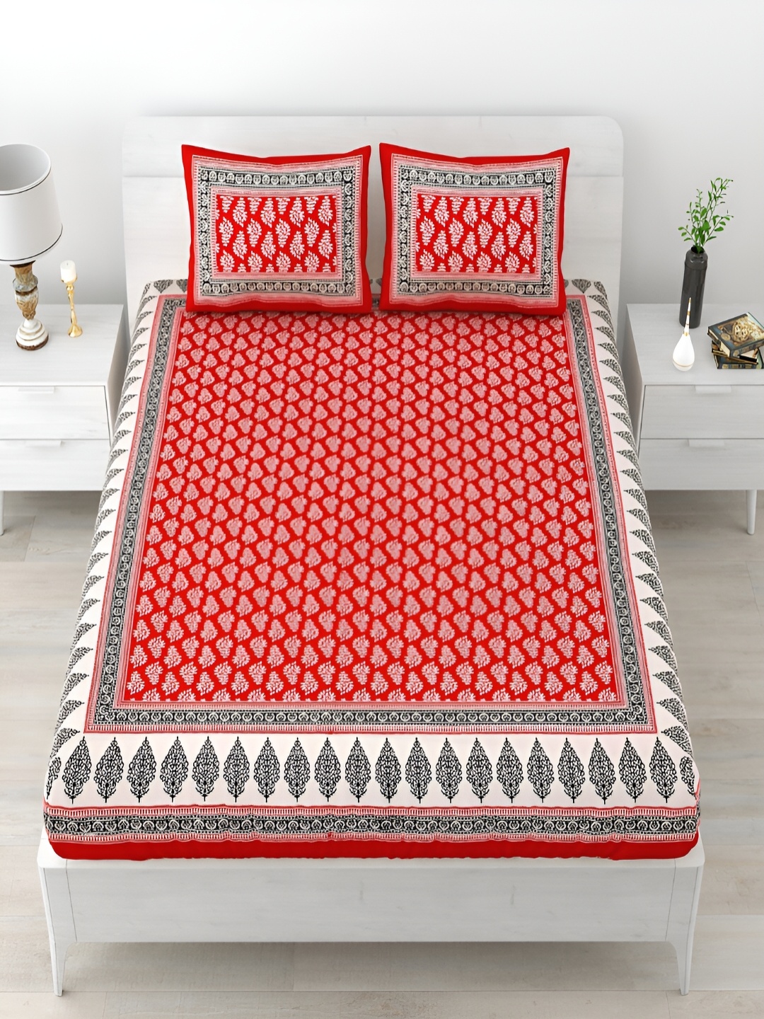 

Aura Red & White Ethnic Motifs Cotton 120 TC Queen Bedsheet with 2 Pillow Covers