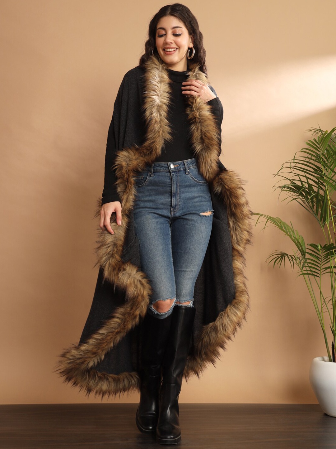 

MODARTA Fur Coat Woollen Longline Shrug, Grey