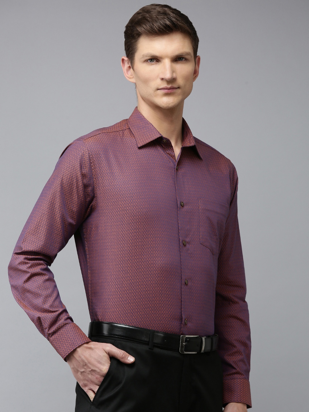 

Van Heusen Custom Fit Dual Toned Textured Opaque Pure Cotton Formal Shirt, Maroon