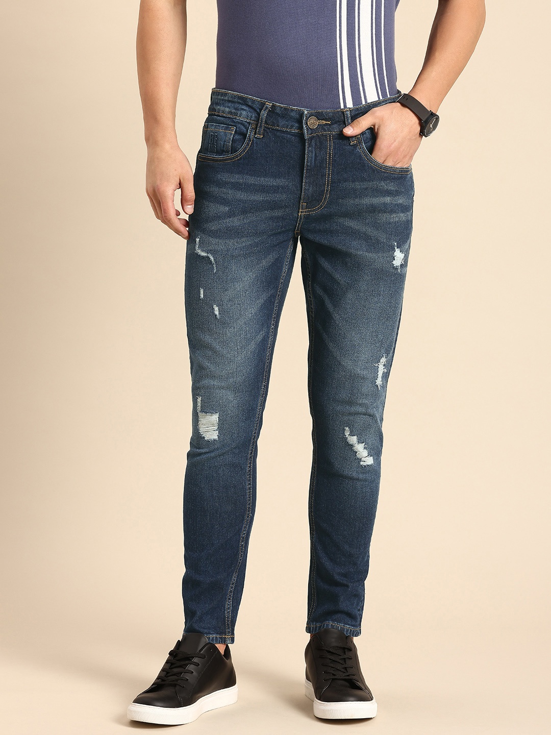 

Being Human Men Mildly Distressed Light Fade Stretchable Jeans, Blue