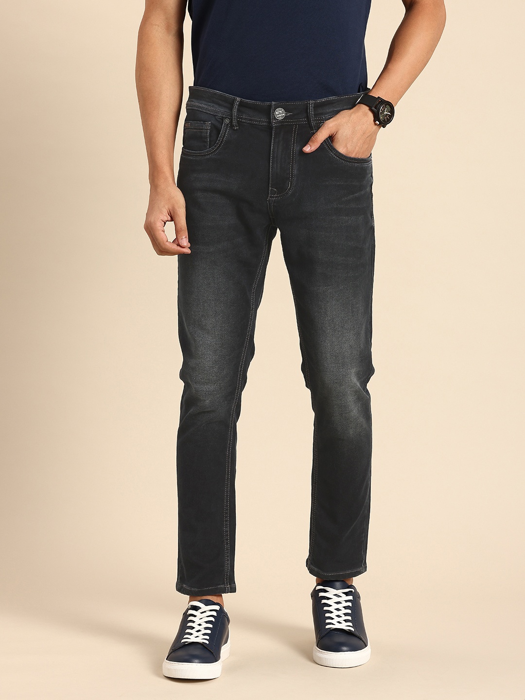 

Being Human Men Light Fade Stretchable Jeans, Black