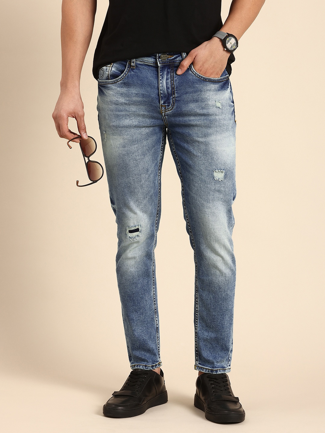 

Being Human Men Cropped Fit Mildly Distressed Heavy Fade Stretchable Jeans, Blue