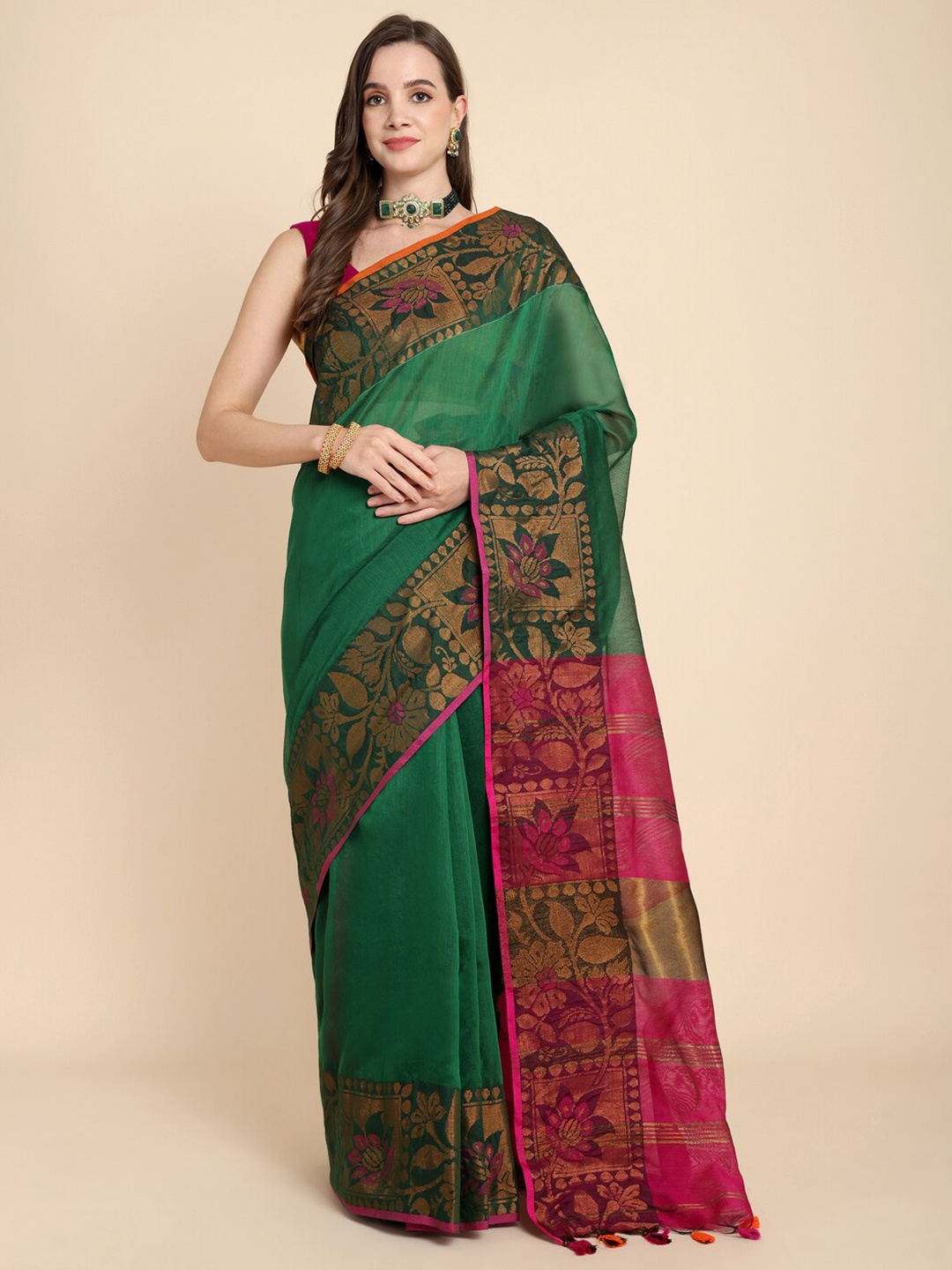 

SLAGHA Zari Silk Cotton Saree, Green