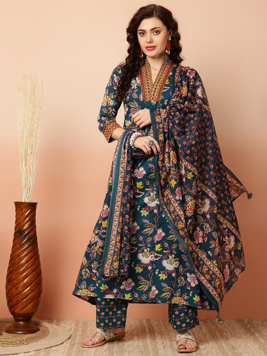 

GULMOHAR JAIPUR Floral Printed Regular Pure Cotton Kurta with Palazzos & With Dupatta, Teal