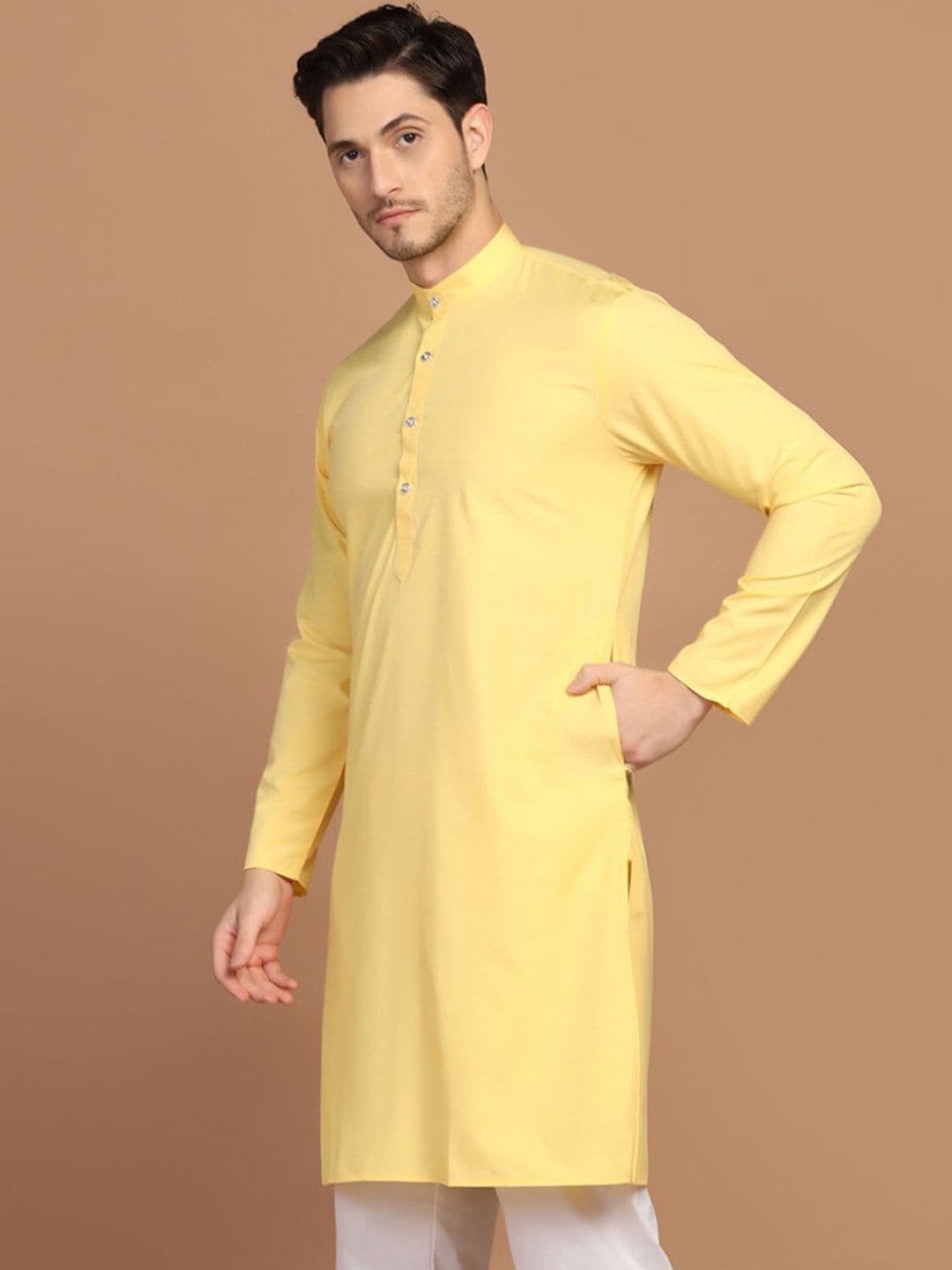 

TAHVO Long Sleeves Mandarin Collar Cotton Mirror Work Kurta, Yellow