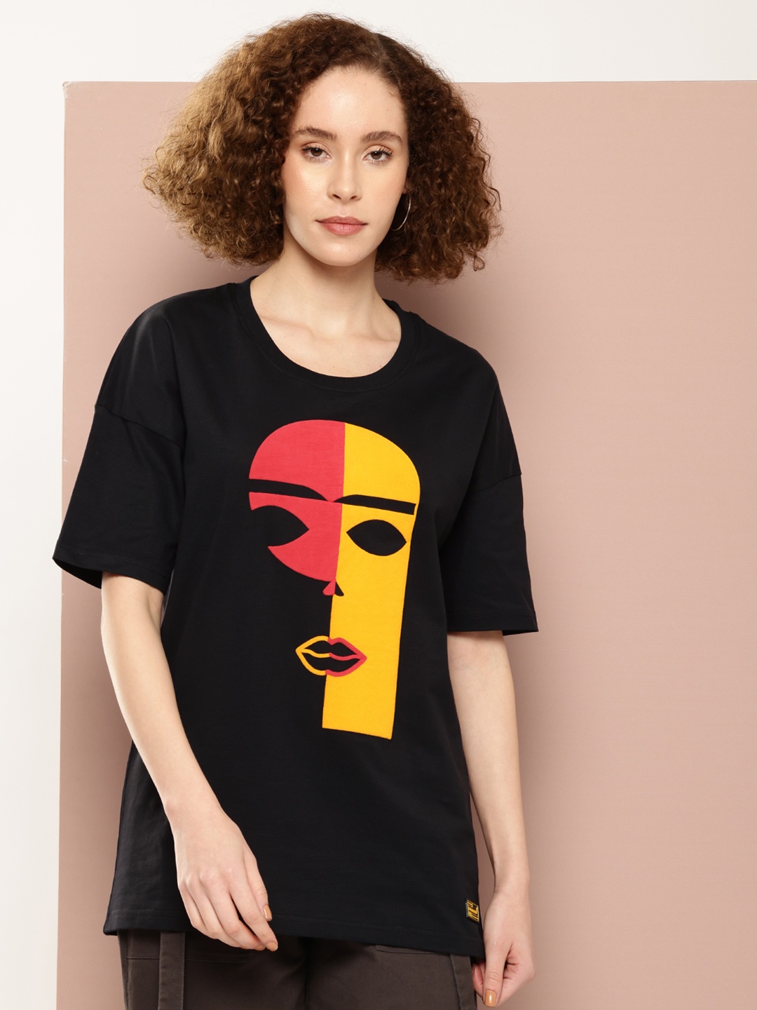 

Stormborn Printed Drop-Shoulder Sleeves Oversized Pure Cotton T-shirt, Black