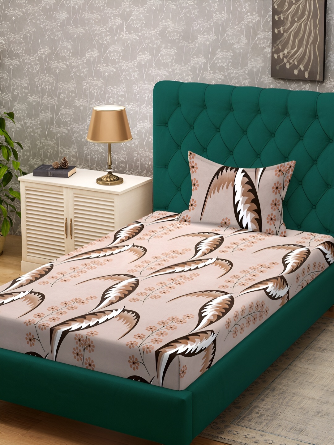 

KLOTTHE Brown Floral Printed 300TC Single Bedsheet & Pillow Cover