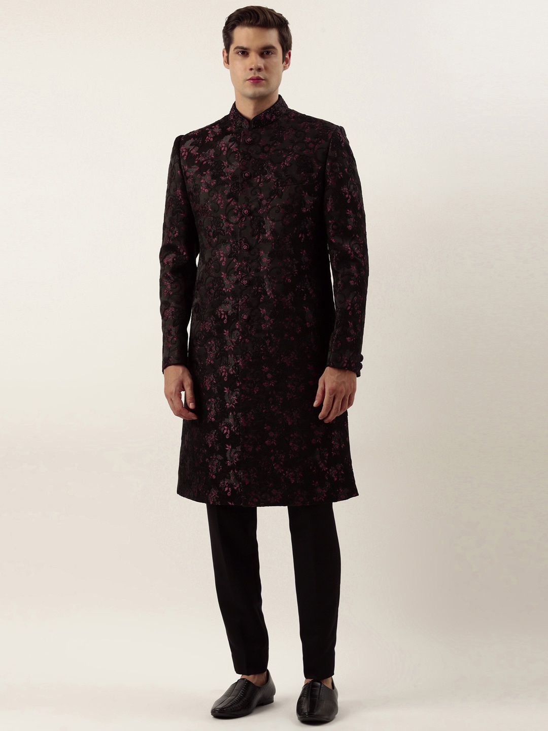 

TheEthnic.Co Embroidered Mandarin Collar Sherwani With Trousers, Purple