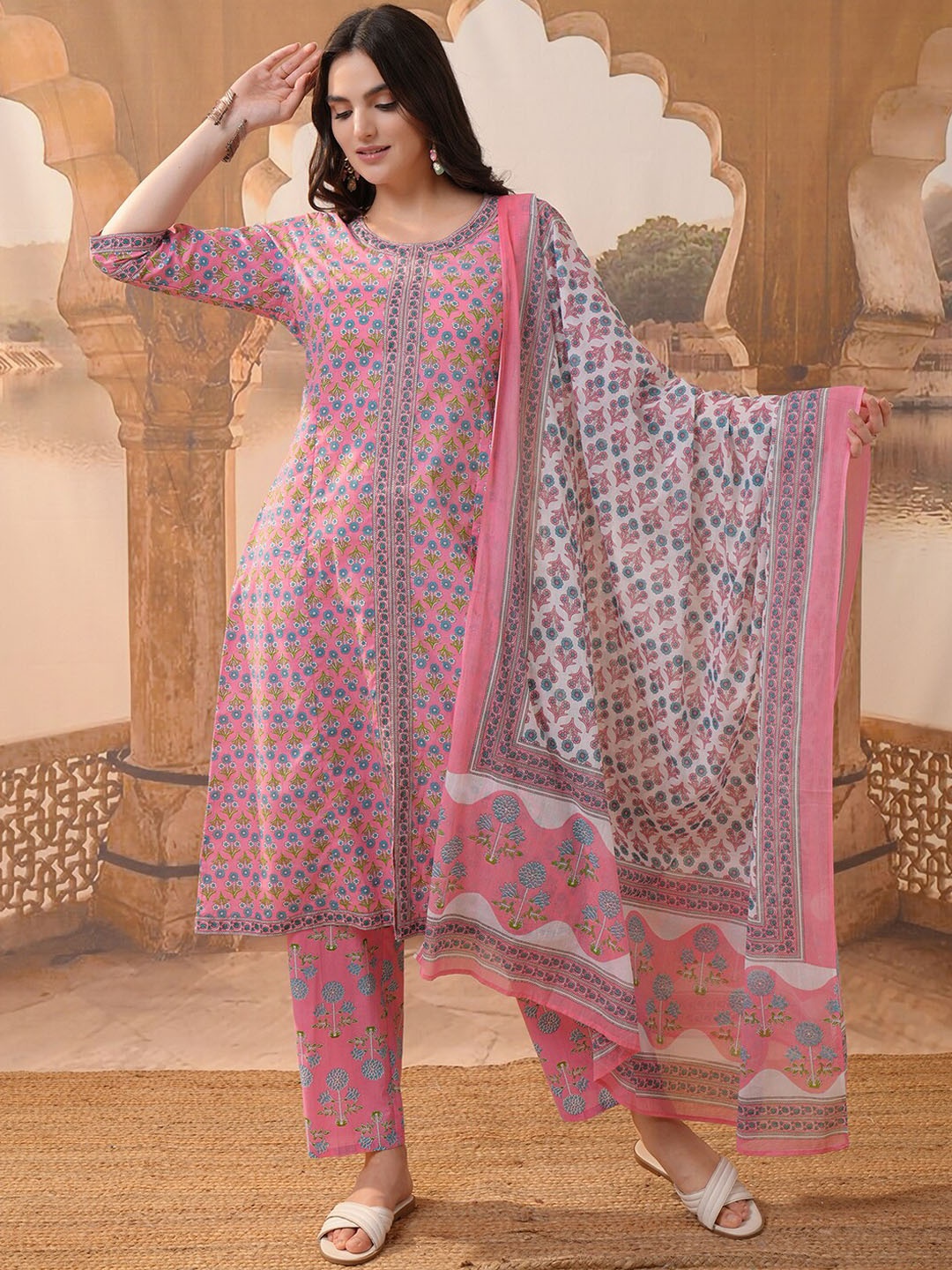 

Vishudh Floral Printed Regular Pure Cotton Kurta with Trouser & Dupatta, Pink