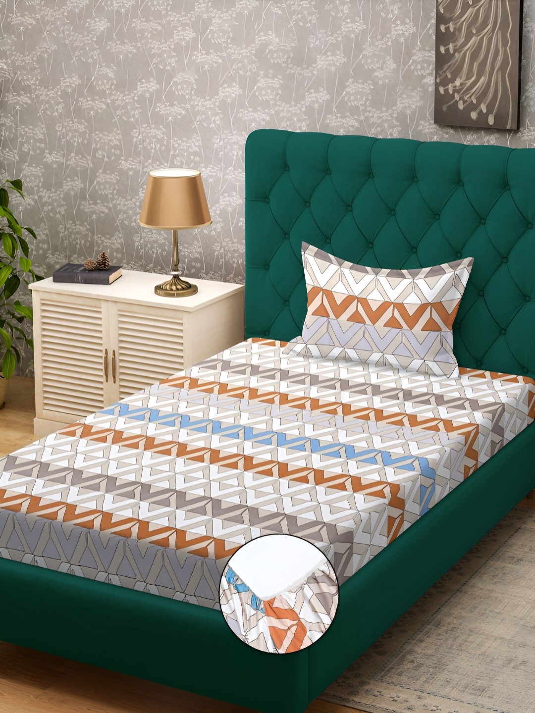 

KLOTTHE White Geometric-Printed 300TC Fitted Single Bedsheet & Pillow Cover, Peach