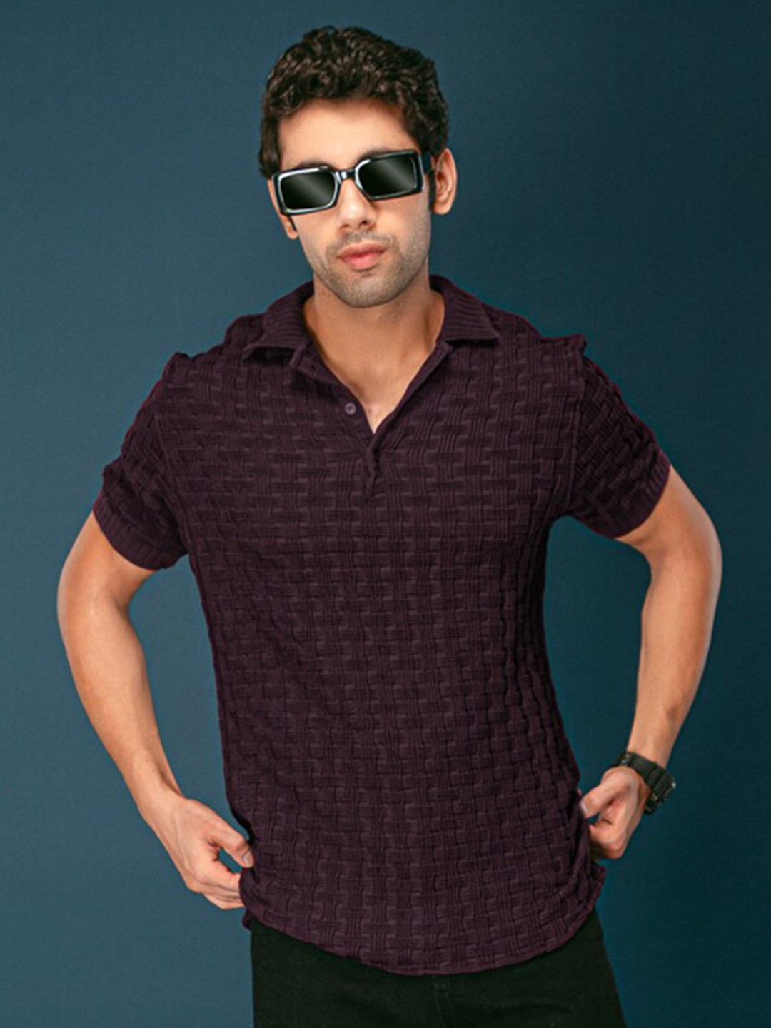 

Powerlook Men V-Neck Pockets T-shirt, Red