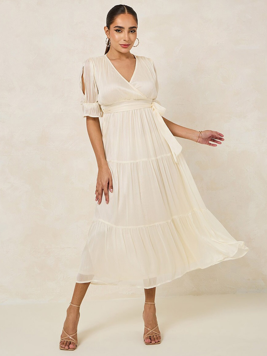 

Styli Women Slit Sleeves Self Design Tiered Midi Dress, Off white