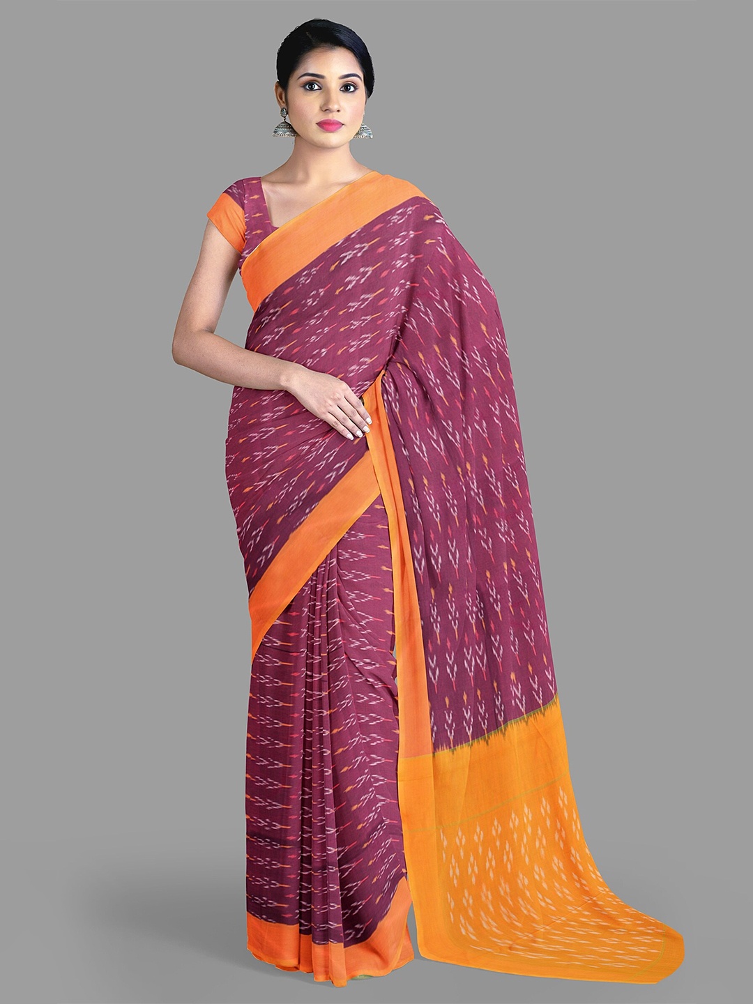 

The Chennai Silks Pure Cotton Pochampally Saree, Magenta