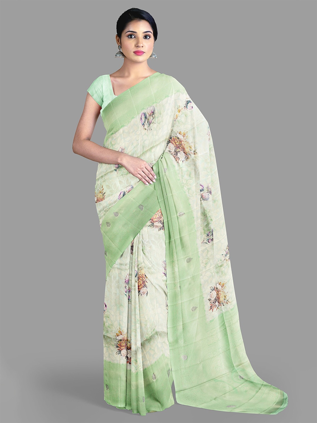 

The Chennai Silks Floral Beads and Stones Art Silk Arani Saree, Green