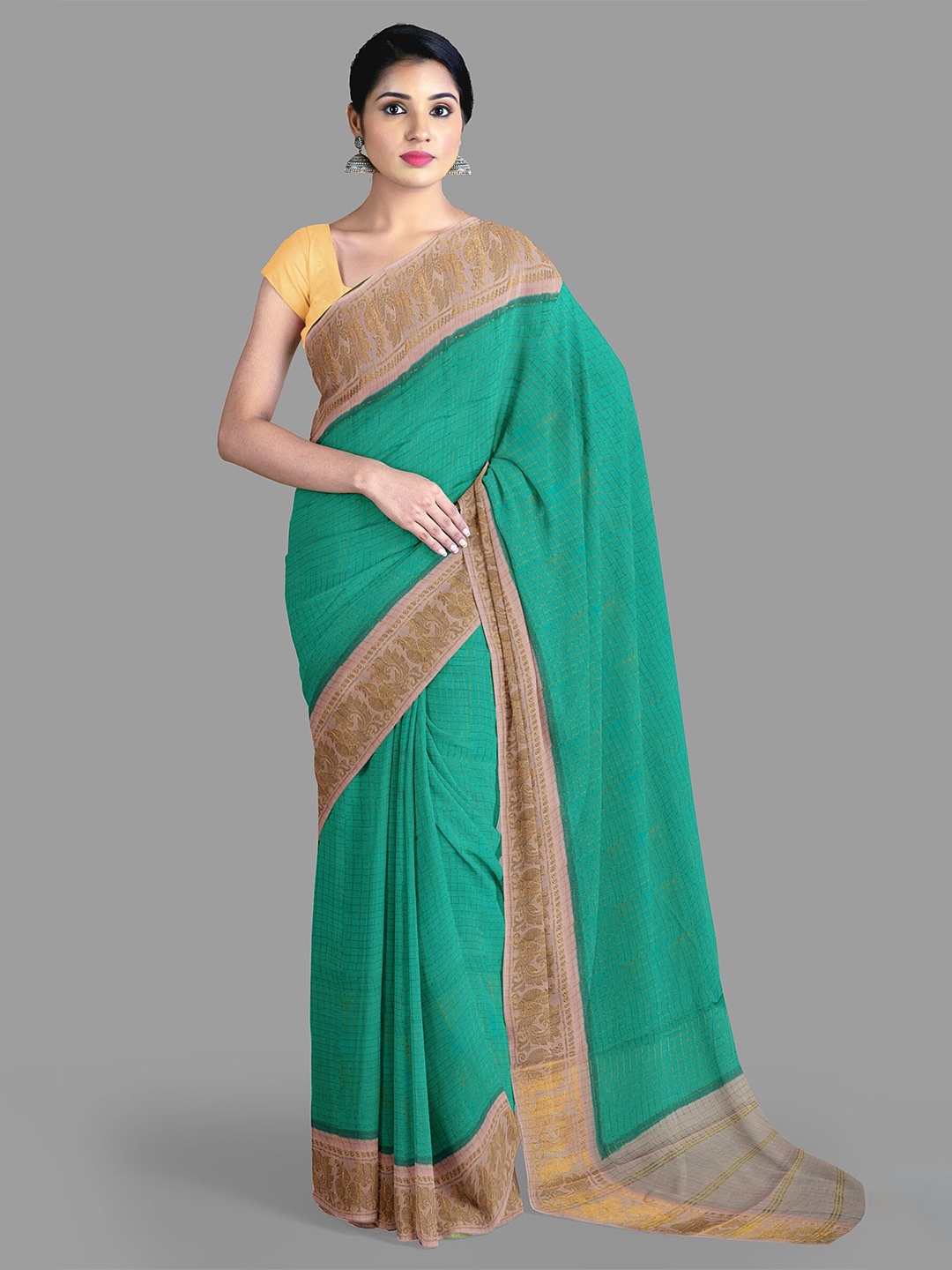 

The Chennai Silks Checked Zari Pure Cotton Sungudi Saree, Green