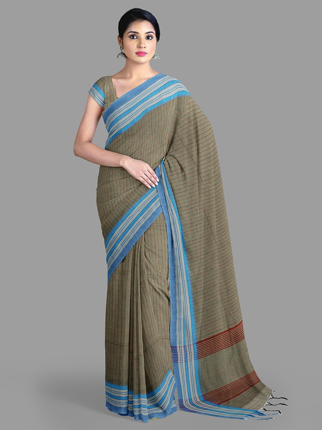 

The Chennai Silks Checked Zari Pure Cotton Saree, Grey