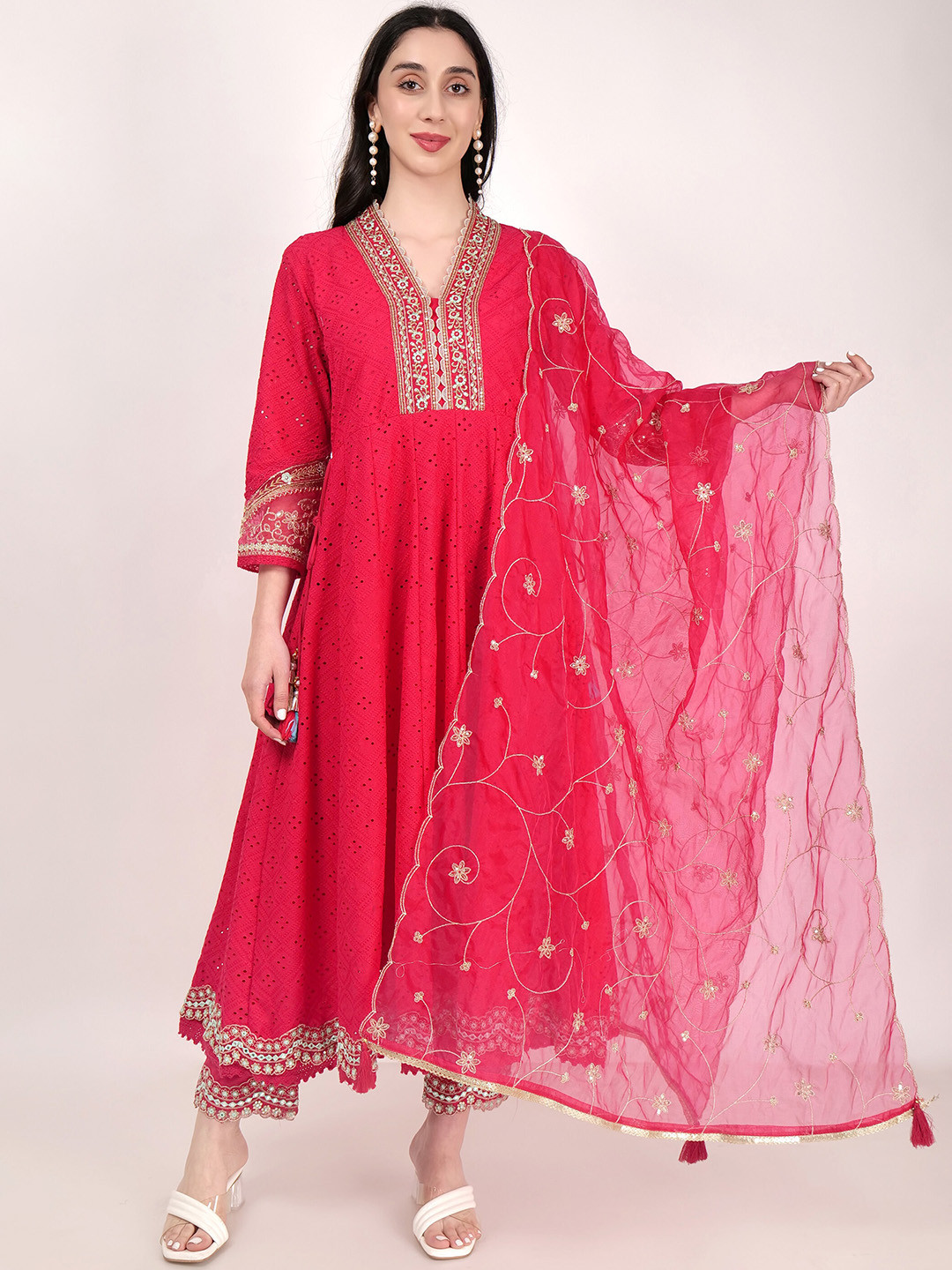 

SHIWANGI COUTURE Ethnic Motifs Embroidered Pure Cotton Kurta with Trousers & Dupatta, Pink