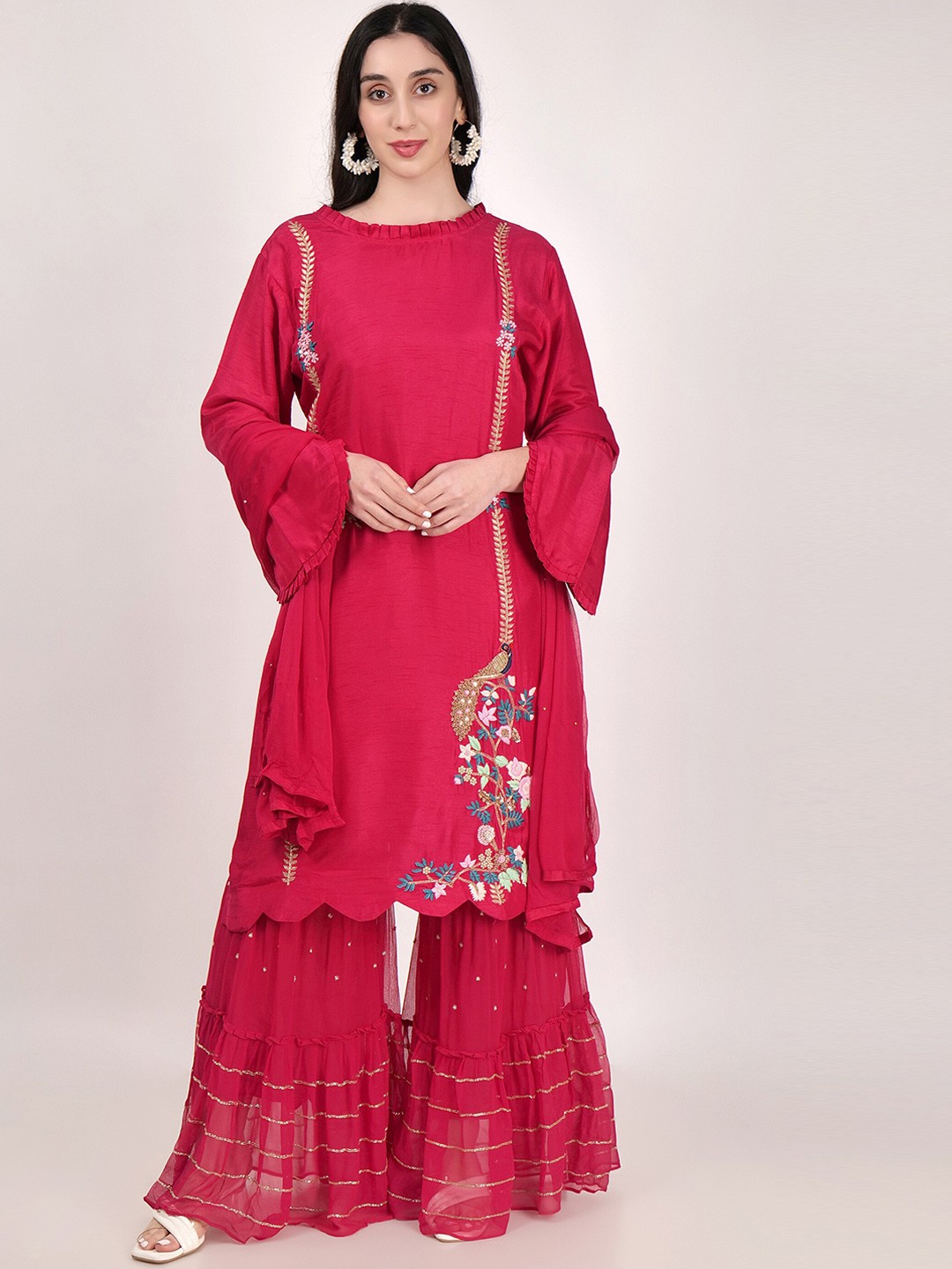 

SHIWANGI COUTURE Floral Embroidered Beads & Stones Straight Kurta With Sharara & Dupatta, Pink