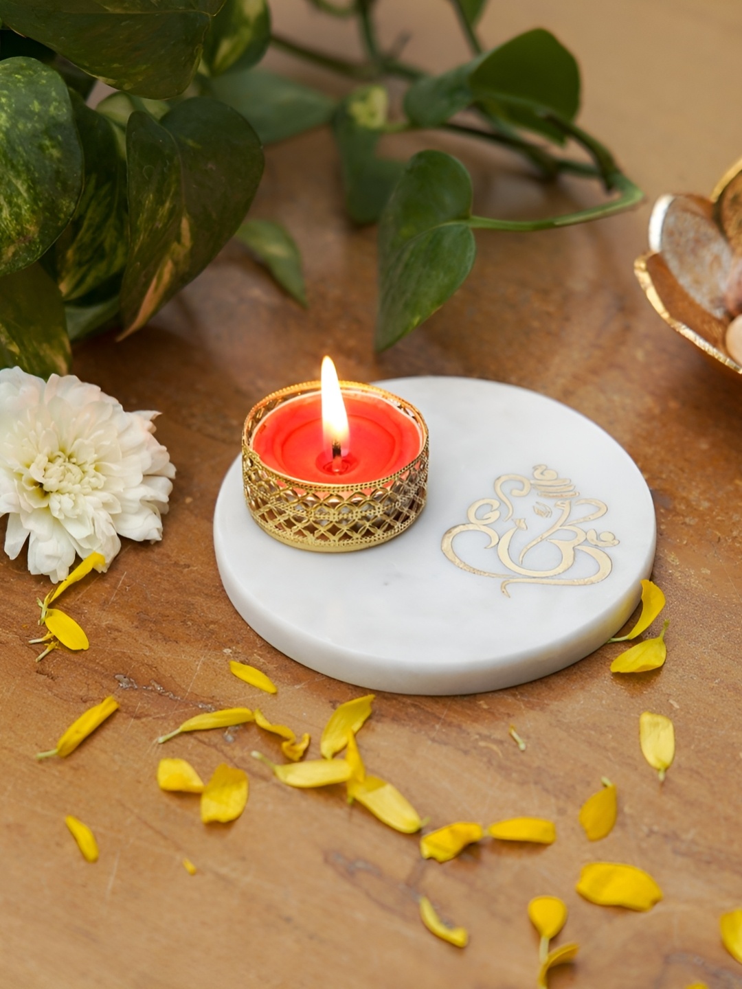 

HOMEARTE White Printed Marble Tea Light Candle Holder