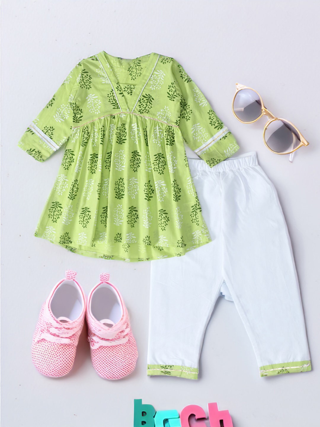 

BAESD Girls Ethnic Motifs Printed Regular Pure Cotton A-Line Kurti With Salwar, Green