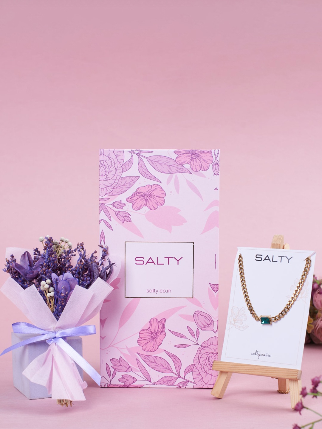 

SALTY Gold Toned & Pink 2 Pieces Textured Pendant With Mini Flower Bouquet Home Gift Set