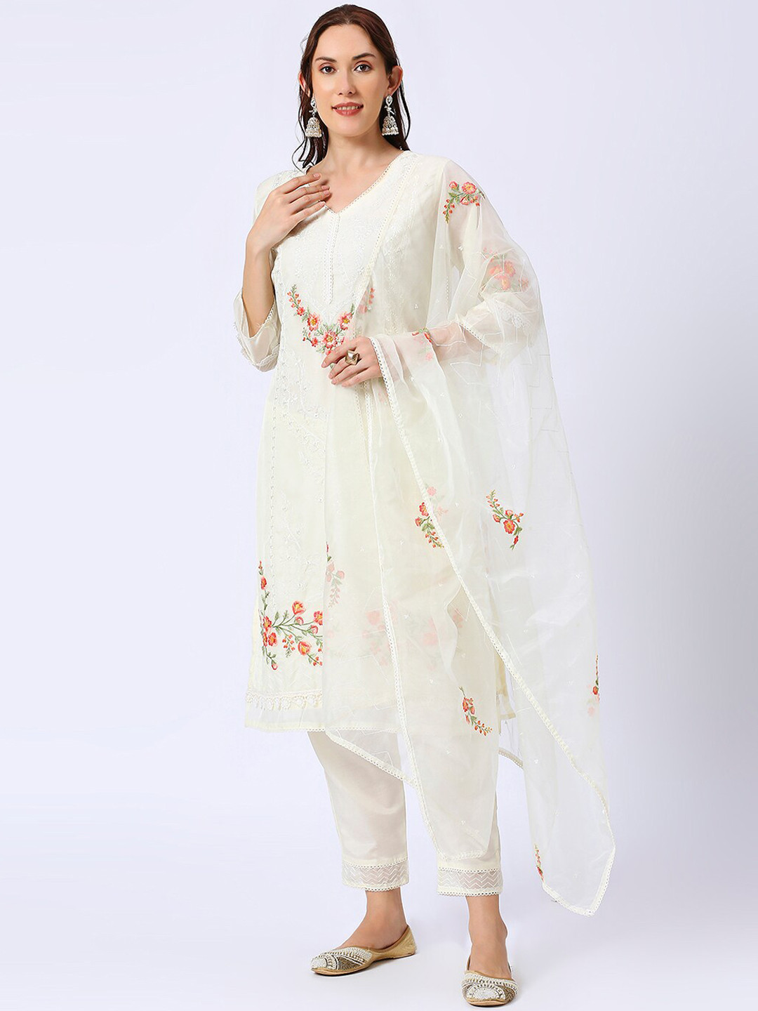 

GULABBO Floral Embroidered Regular Thread Work Raw Silk Kurta with Trousers & With Dupatta, White