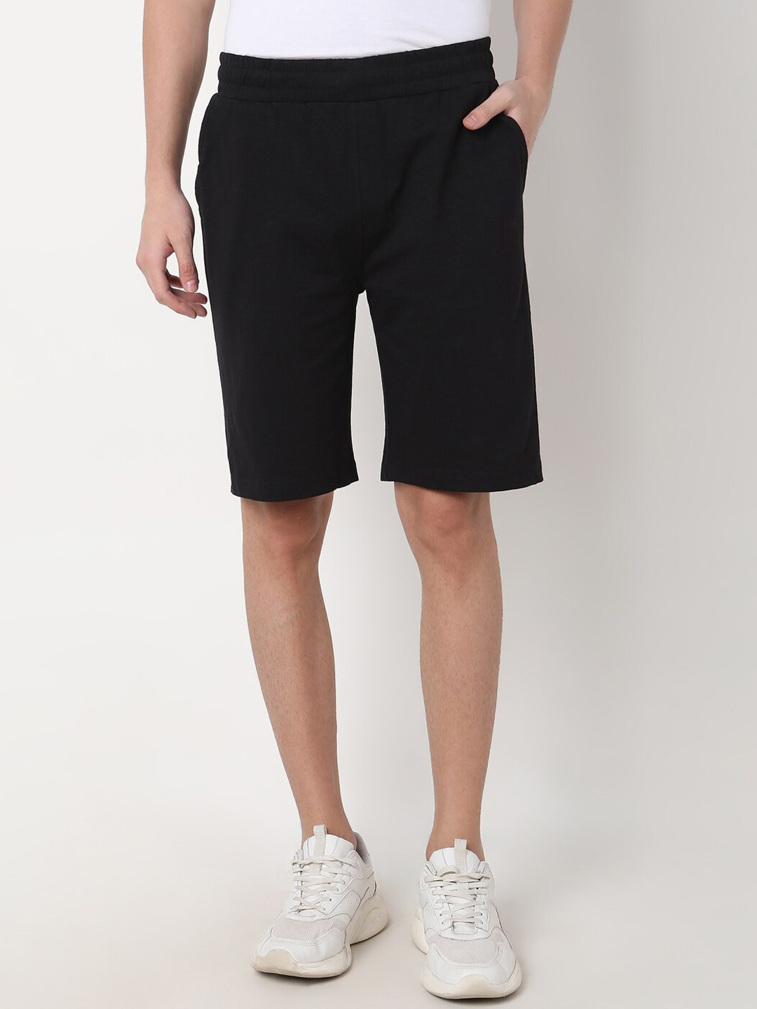 

R&B Men Mid Rise Cotton Regular Fit Trouser, Black