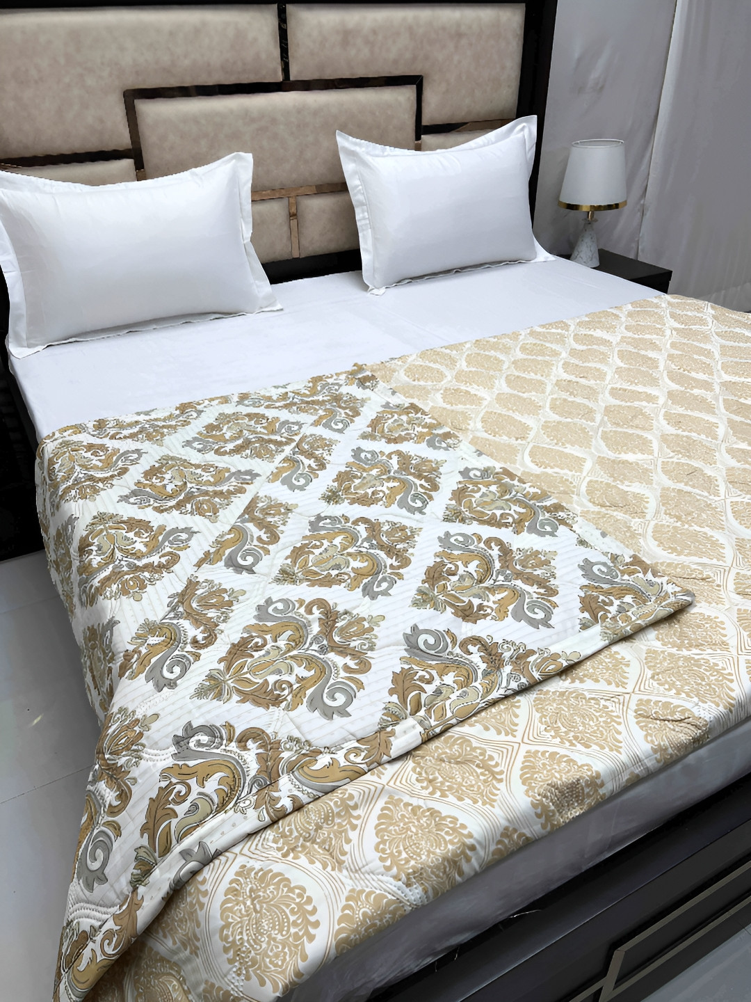 

Pure Decor Brown & White Ethnic Motifs AC Room 150 GSM Double Bed Comforter