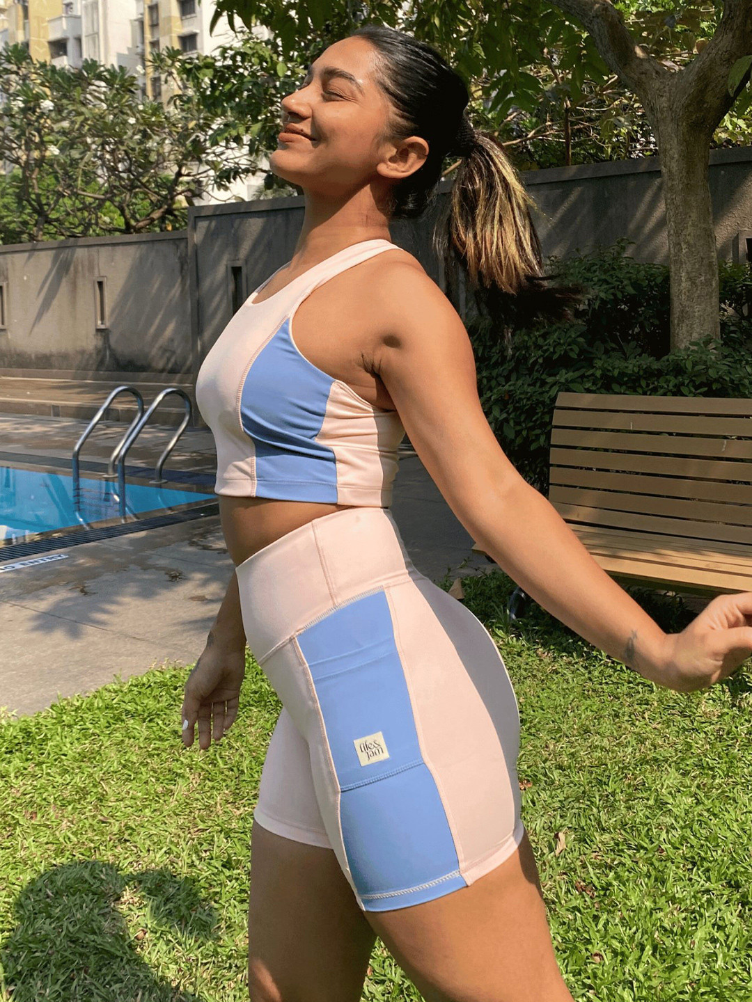 

LIFE & JAM Full Coverage Workout Bra with Moisture Wicking, Pink