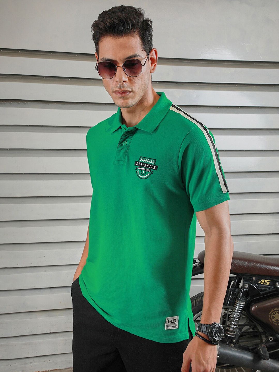 

High Star Men Polo Collar Tapping Detail Applique Casual T-shirt, Green