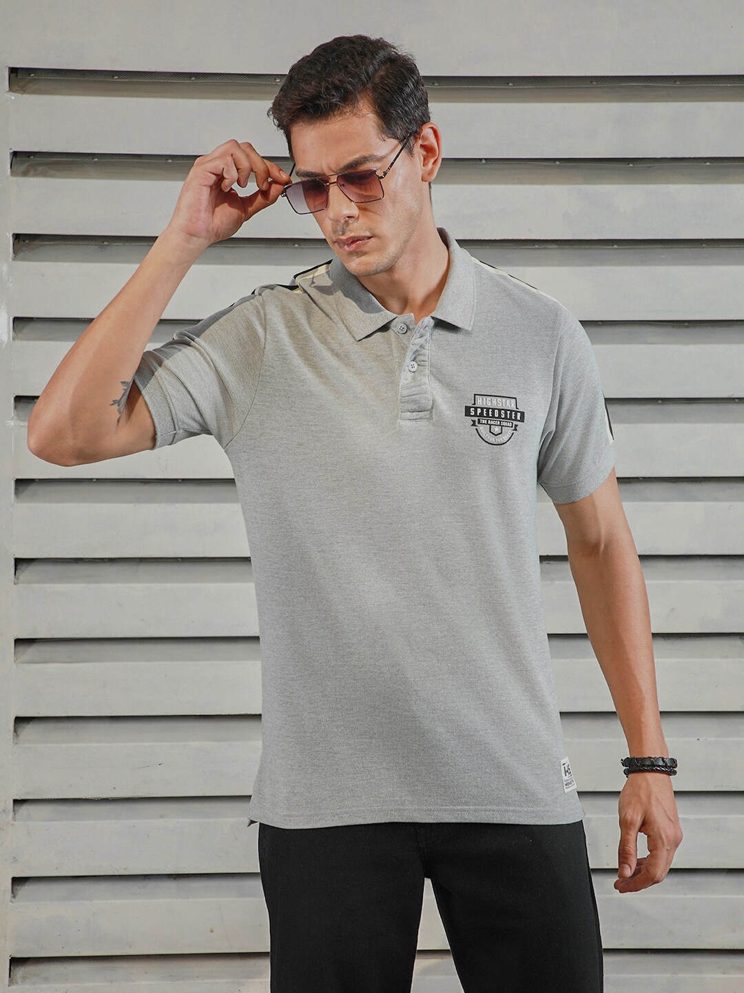

High Star Men Polo Collar Tapping Detail Applique Casual T-shirt, Grey