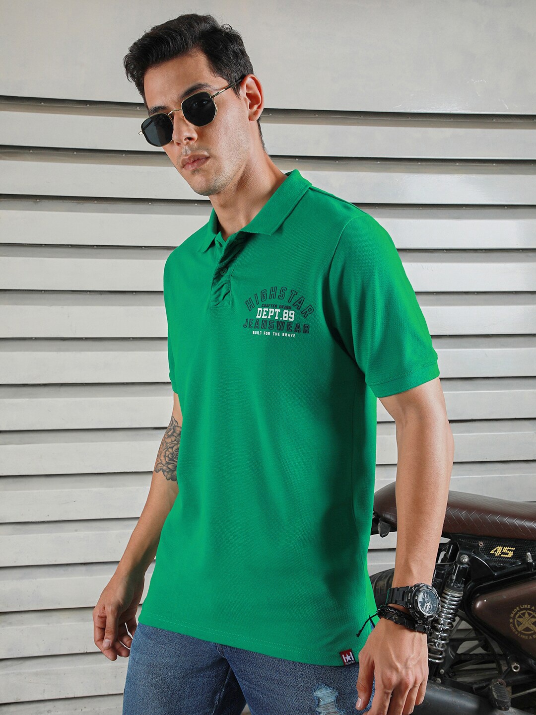 

High Star Men Polo Collar Typographic Applique Casual T-shirt, Green