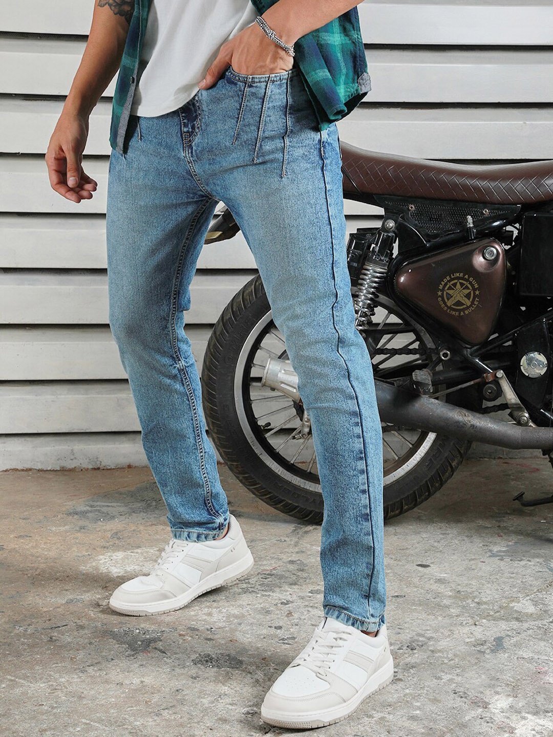 

High Star Men Straight Tappered Fit Heavy Fade Cotton Jeans, Blue