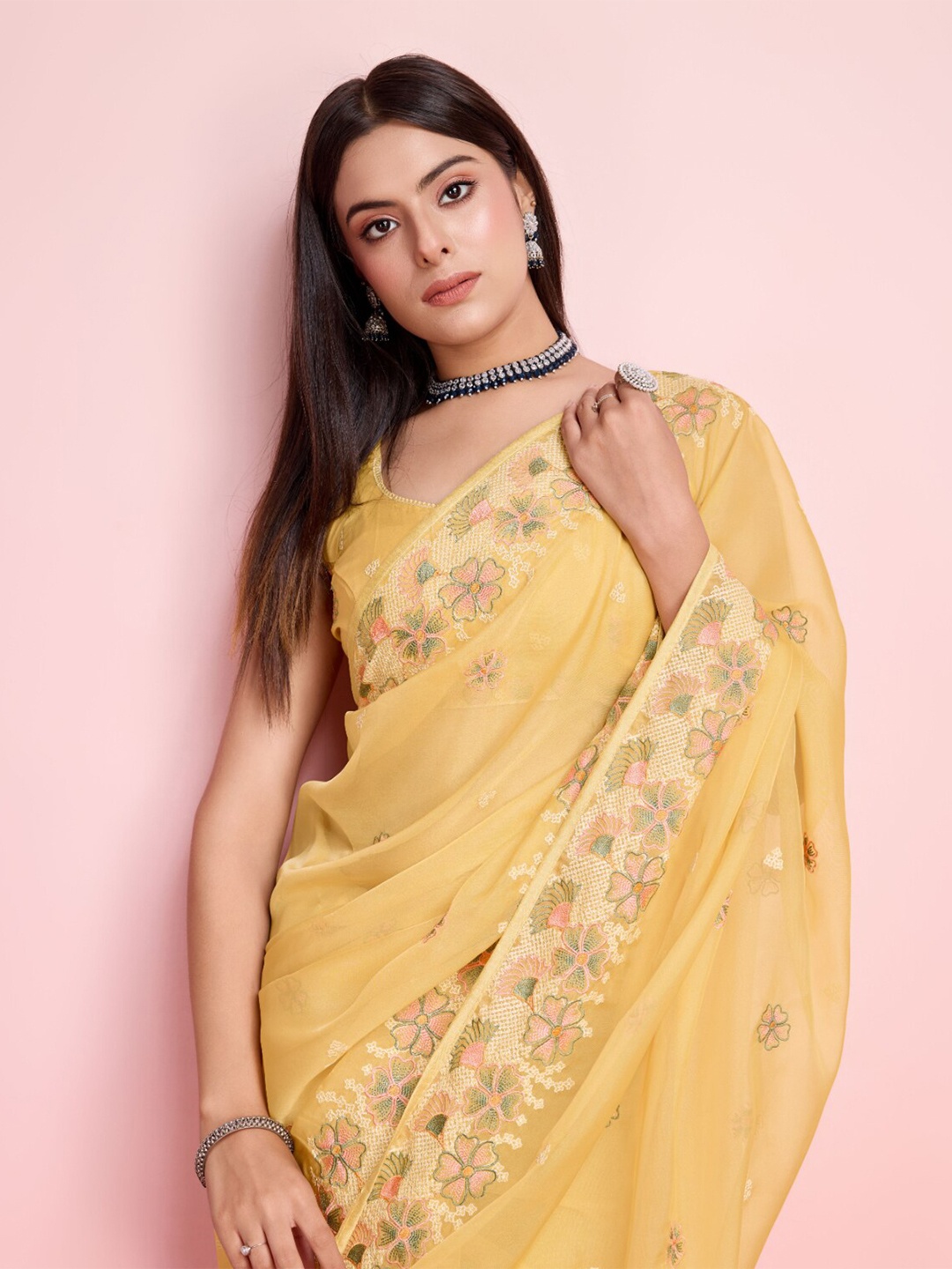 

VAIRAGEE Floral Embroidered Organza Saree, Yellow