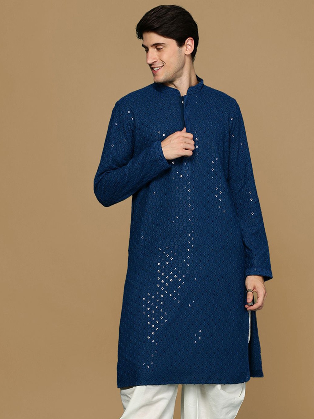 

Sanwara Men Geometric Keyhole Neck Cold-Shoulder Sleeves Kurta, Green