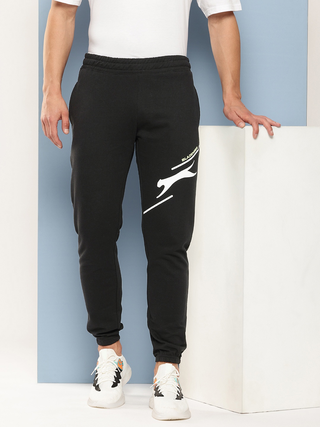 

Slazenger Men Brand Logo Printed Terry Sports Joggers, Black