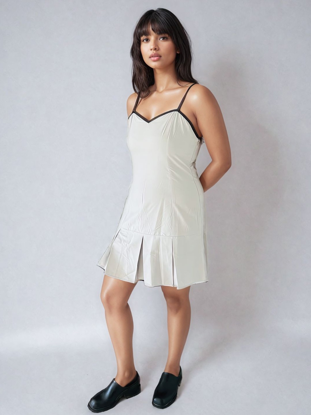 

PEACH & PANDA Shoulder Straps Pleated Cotton A-Line Dress, Grey
