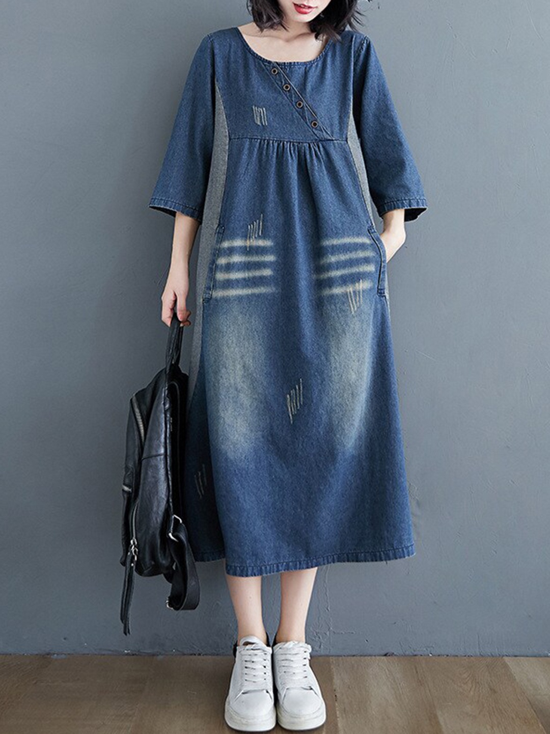 

StyleCast x Revolte A-Line Midi Dress, Blue