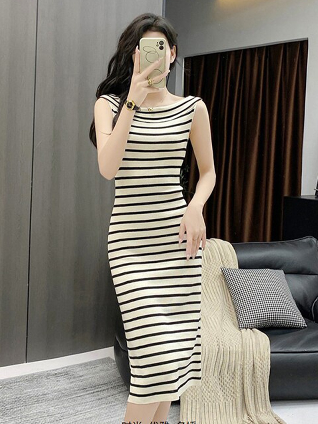 

StyleCast x Revolte Beige Off Shoulder Striped Bodycon Dress