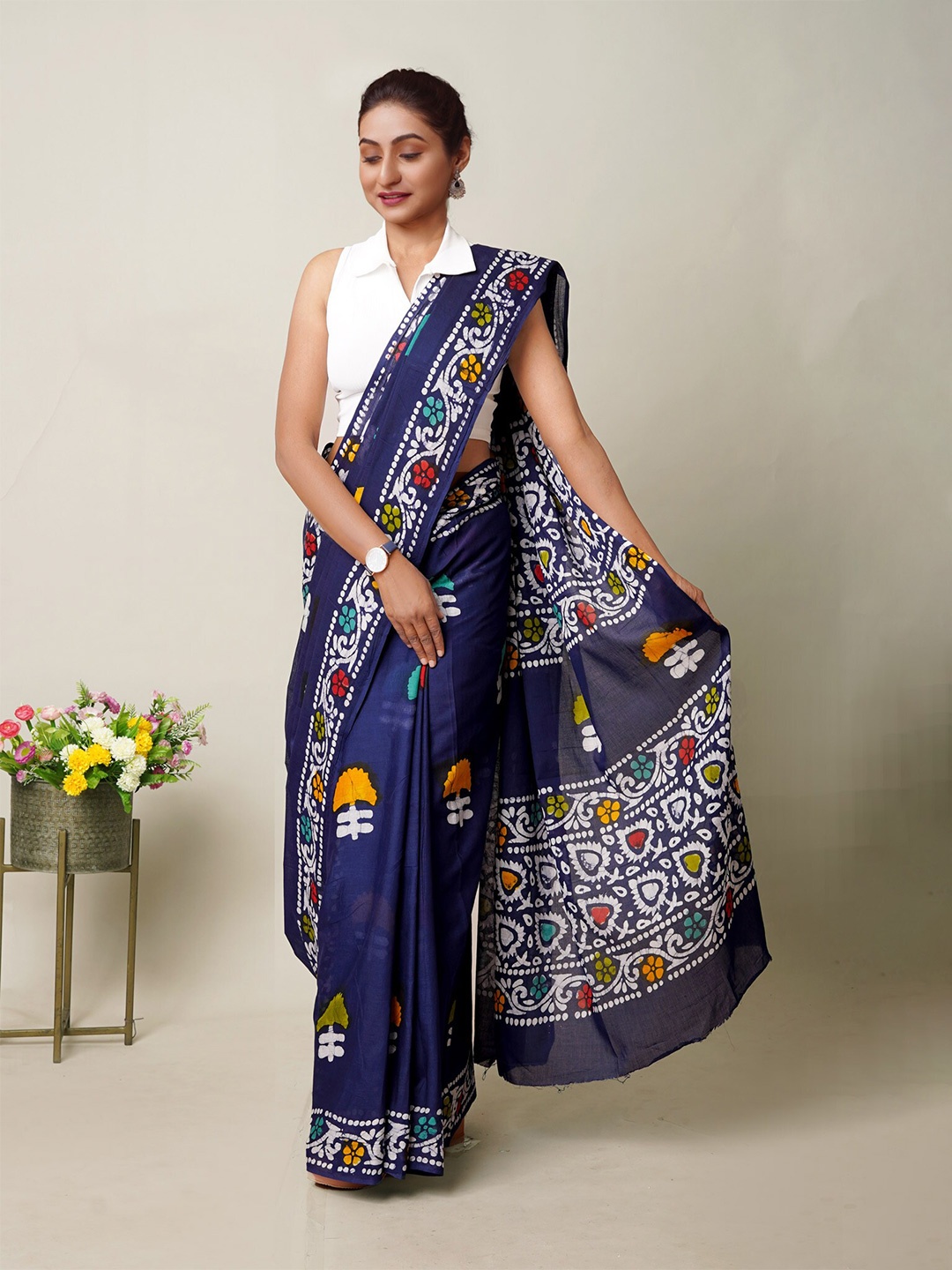 

Unnati Silks Batik Pure Cotton Handloom Chanderi Saree, Navy blue