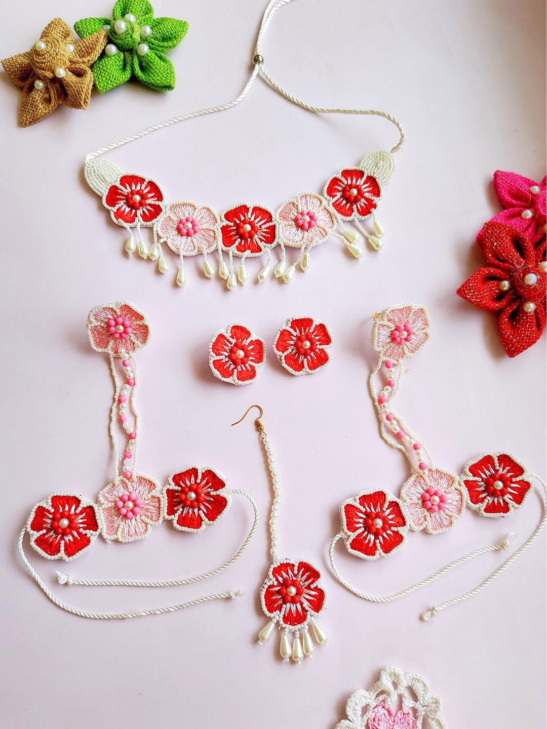 

Sangria Gold-Plated Floral Beaded Boho Jewellery Set