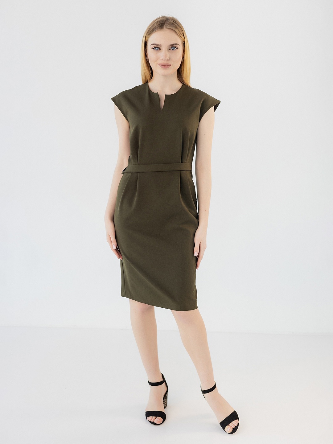 

Diyas London Round Neck Cap Sleeves Straight Sheath Dress, Green