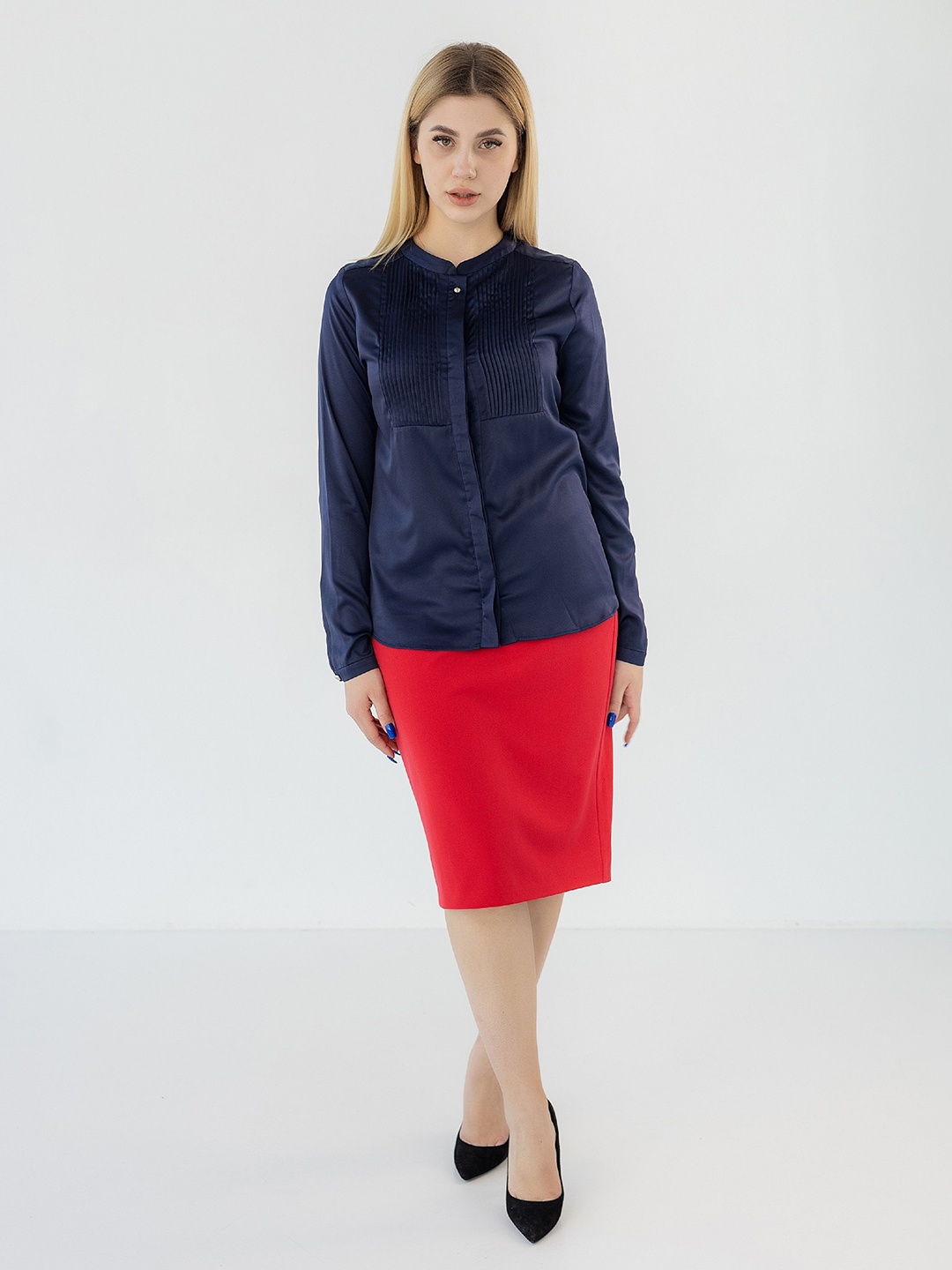 

Diyas London Colourblocked Mandarin Collar Knee Length Straight Sheath Dress, Blue