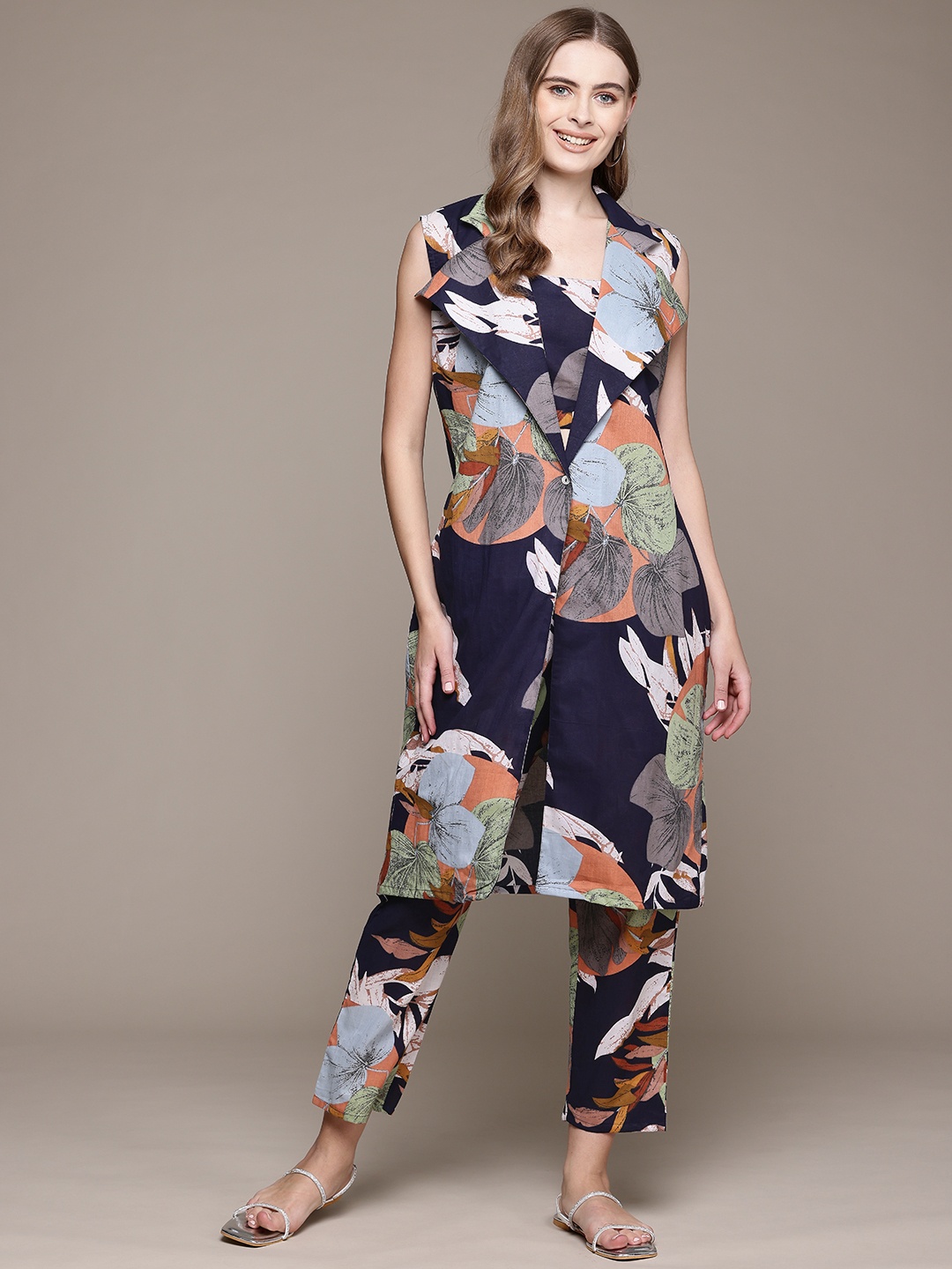 

Readiprint Floral Printed Printed Pure Cotton Top With Trousers & Shrug, Black