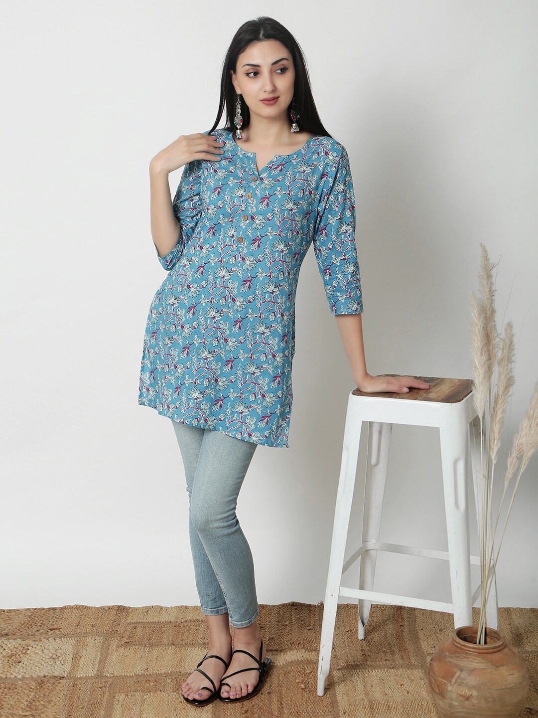

JANAKDULARI CREATION Floral Cotton Top, Blue