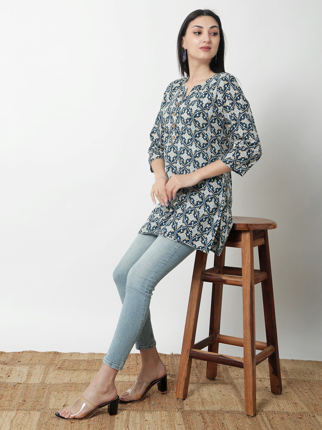 

JANAKDULARI CREATION Floral Print Cotton Blouson Top, Blue