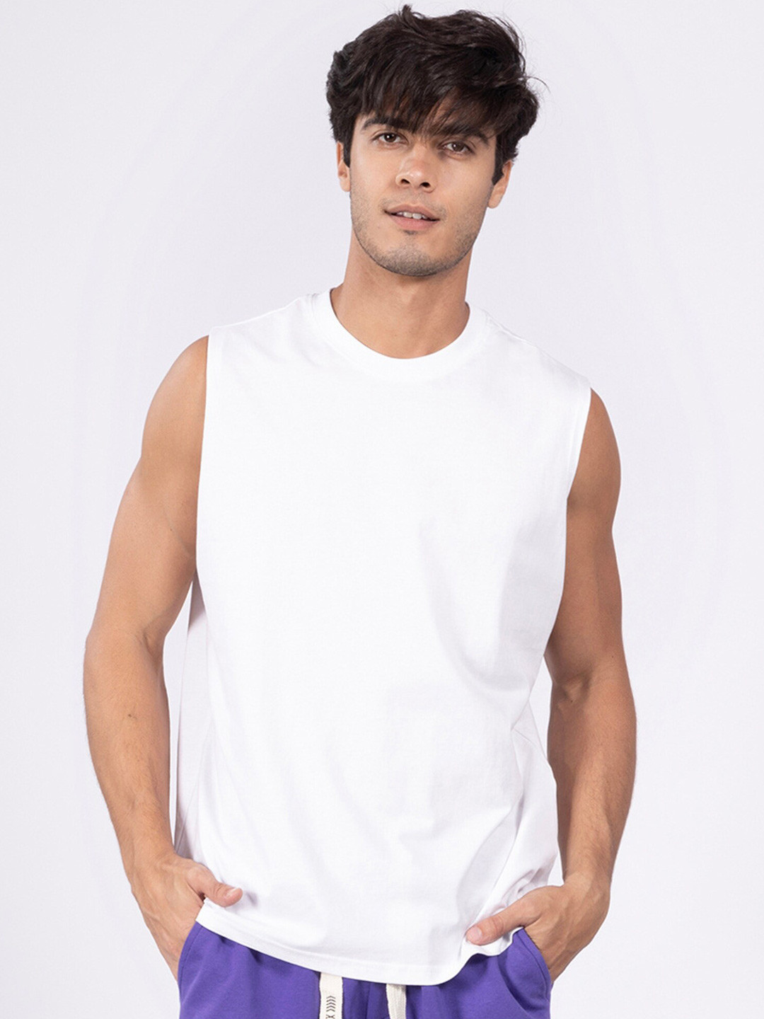 

DIMEH Classic Comfort Sleeveless Relaxed Fit Casual T-shirt, White